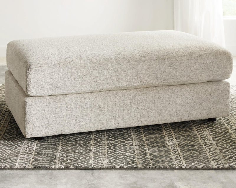 soletren-sofa-chair-and-ottoman-9