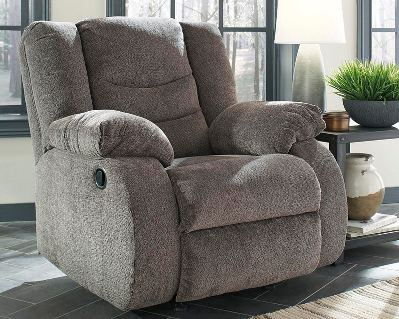 tulen-reclining-sofa-loveseat-and-recliner-8