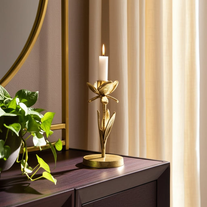 9x4-flower-bloom-taper-holder-champagne-10