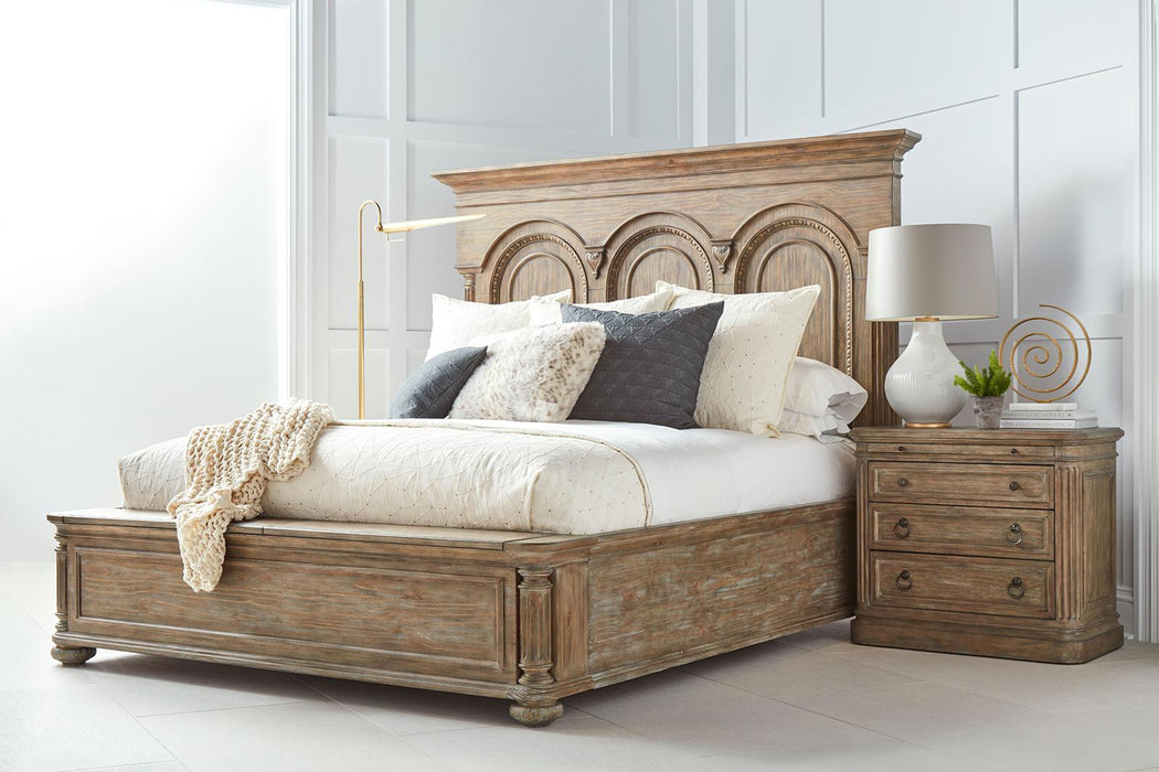 Furniture Architrave King Panel Bed in Rustic Pine