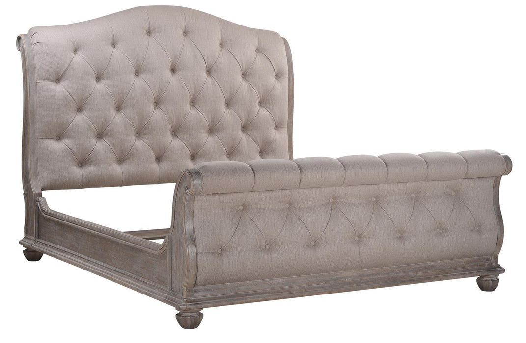 Furniture Summer Creek Shoal Queen Upholstered Sleigh Bed