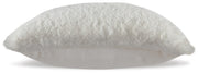 gariland-pillow-3
