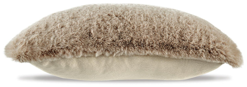 gariland-pillow-3