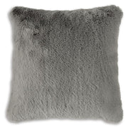 gariland-pillow-1