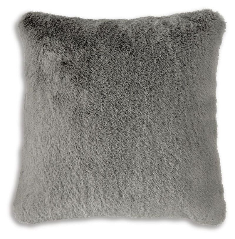 gariland-pillow-1