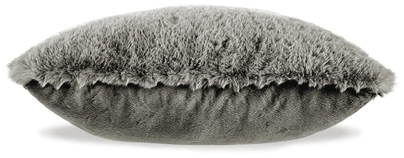 gariland-pillow-3