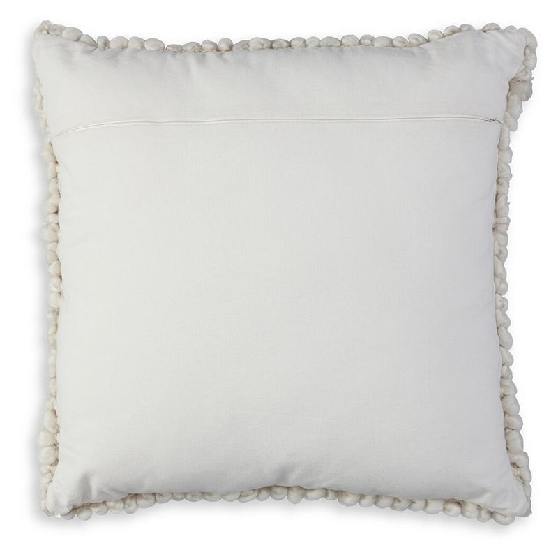 aavie-pillow-4