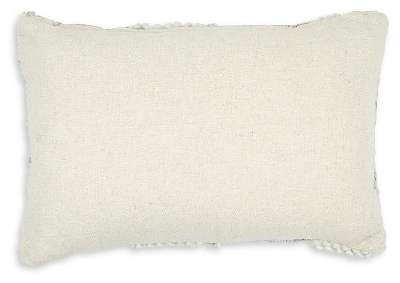 standon-pillow-4