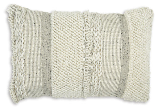 standon-pillow-set-of-4-1