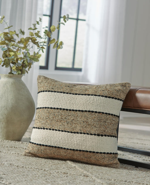 rueford-pillow-set-of-4-2