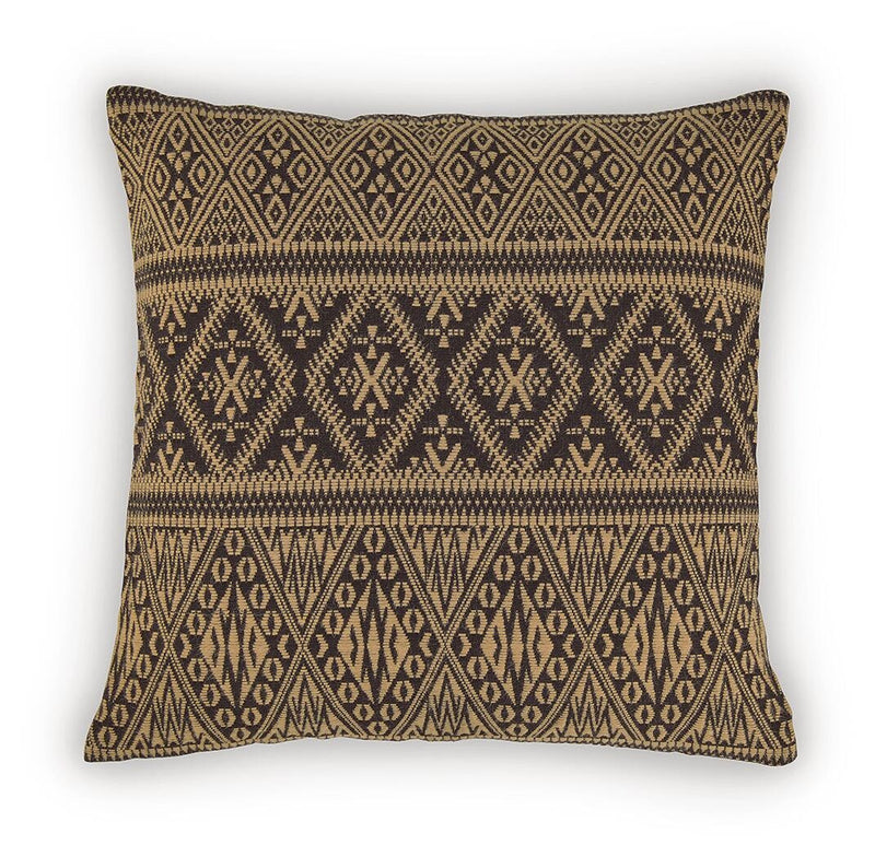 davinwood-pillow-set-of-4-1