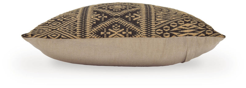 davinwood-pillow-set-of-4-3