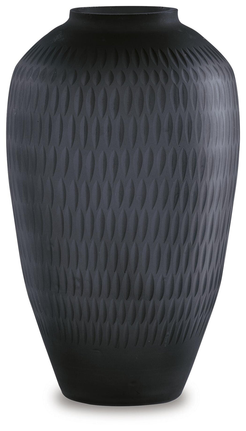 etney-vase-1