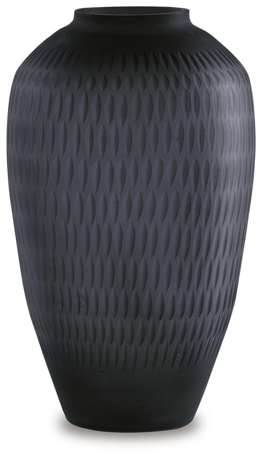 etney-vase-1