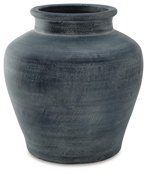 meadie-vase-1