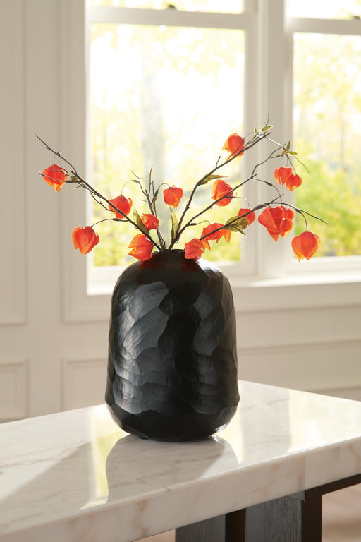 ryanford-vase-2