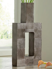 wrengrove-vase-2