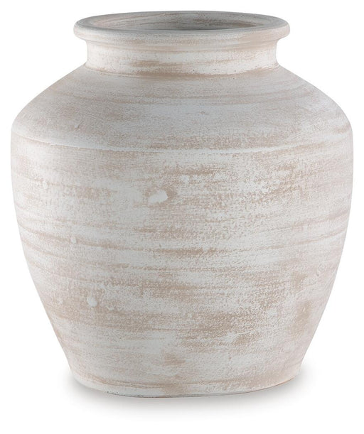 meadie-vase-1
