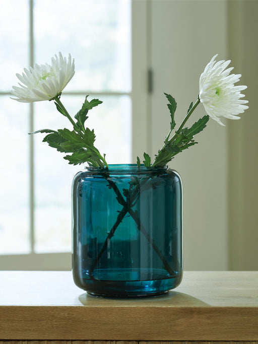 inisland-vase-2