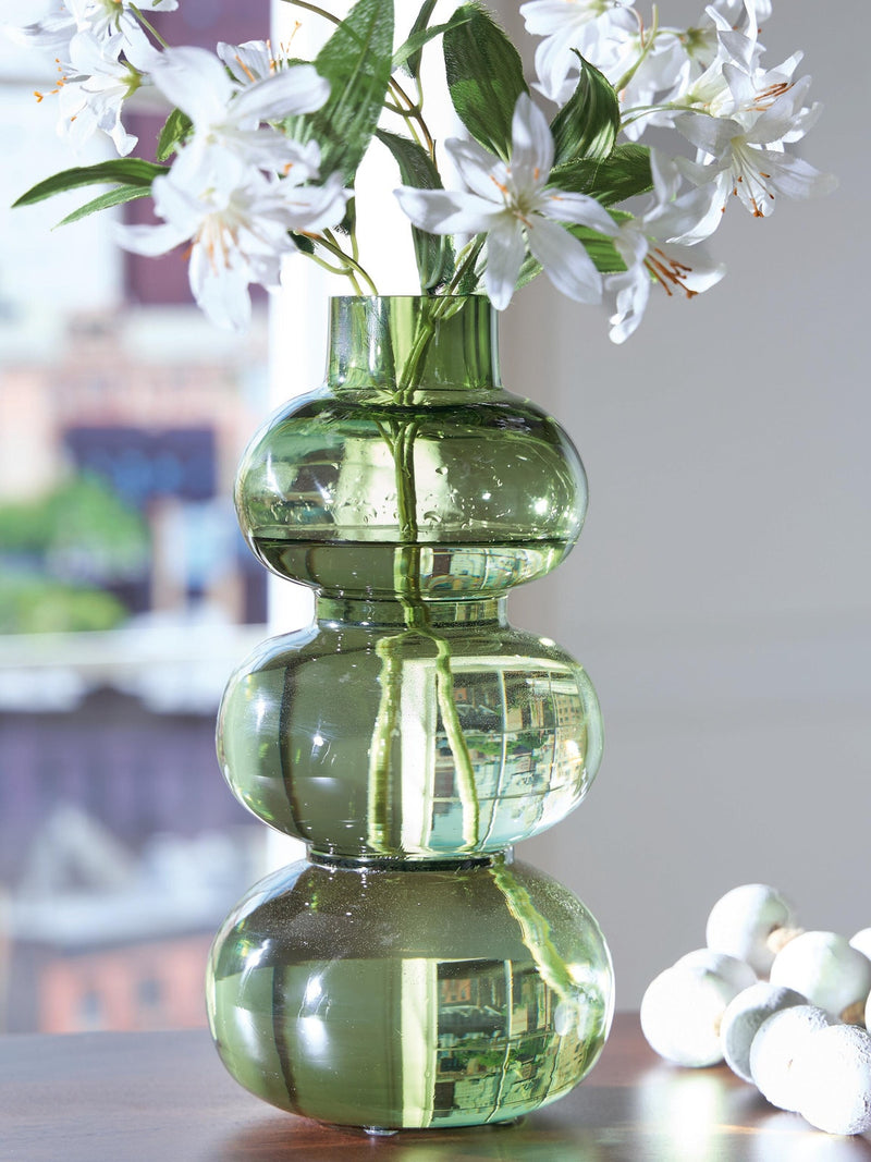 renethorne-vase-2