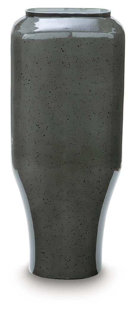 kierlain-vase-1
