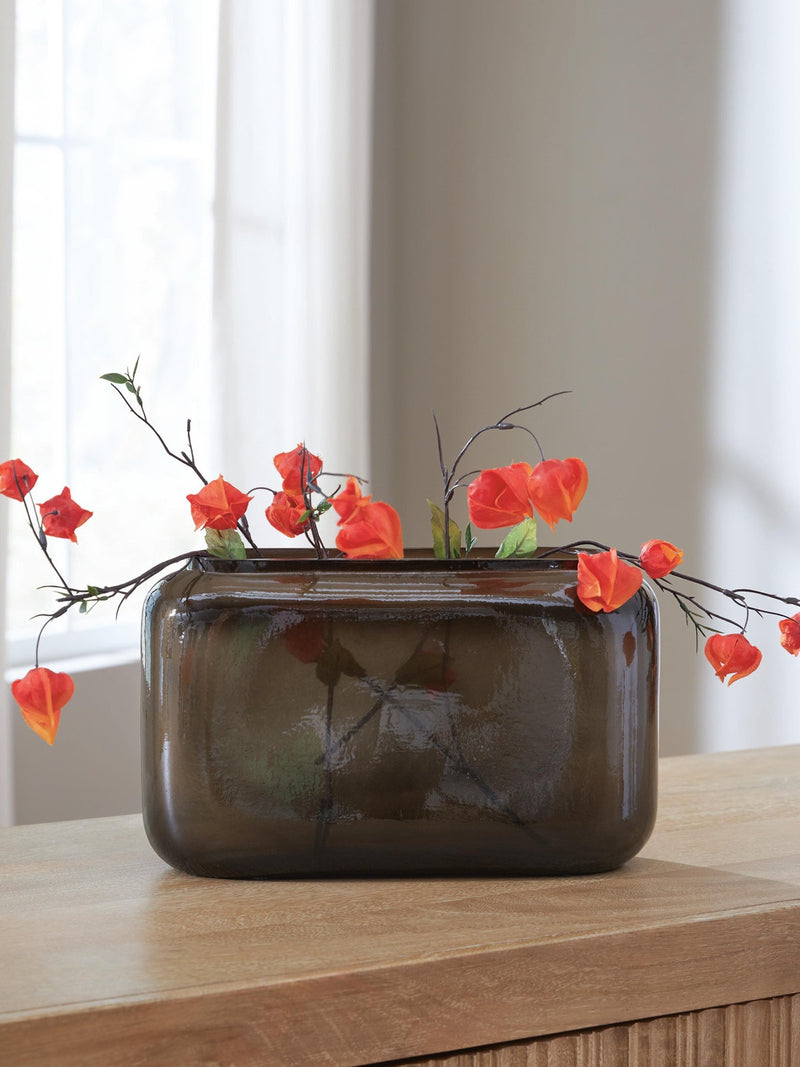 sumner-vase-2