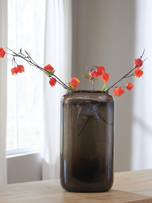 sumner-vase-2