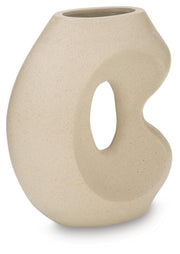 odion-vase-3