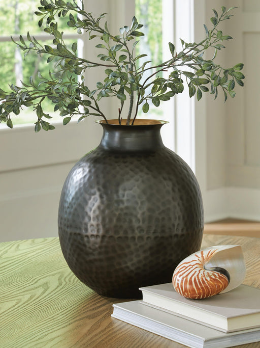 woody-vase-2