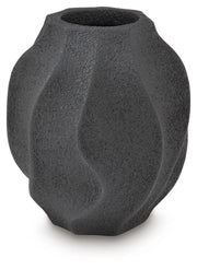 judworth-vase-3