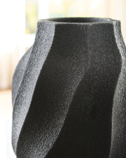 judworth-vase-4