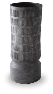 beninworth-vase-3