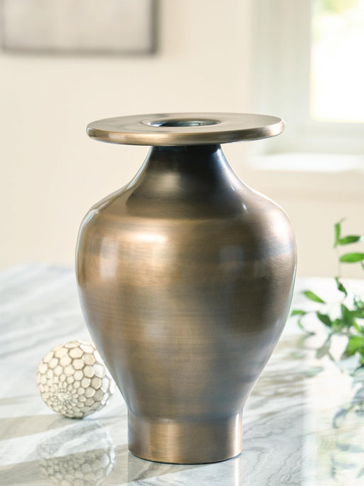 fedorleigh-vase-2
