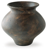 laddlow-vase-1