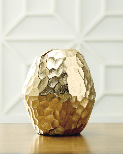 ferryndale-vase-2