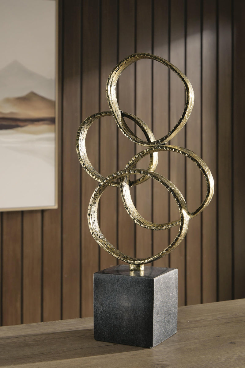 wellcott-sculpture-2