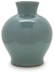 giliburgh-vase-1
