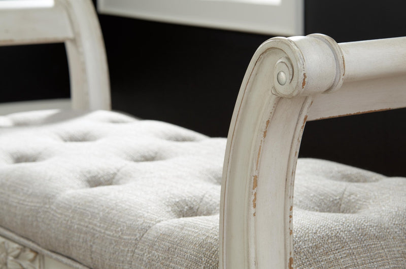 realyn-accent-bench-5