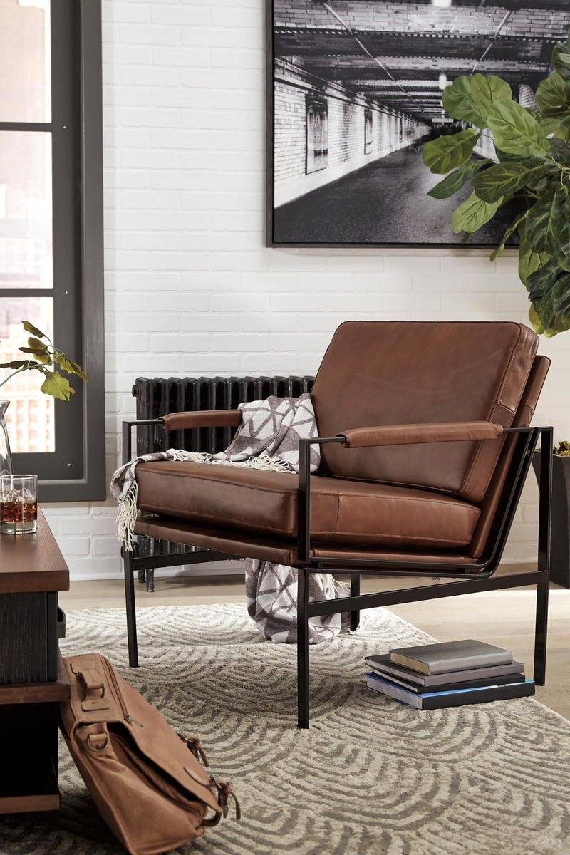 puckman-accent-chair-2