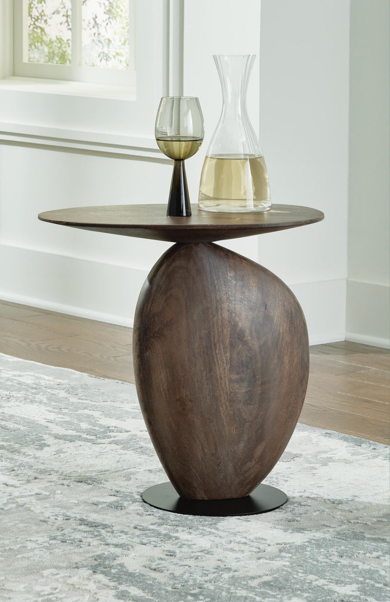 cormmet-accent-table-2