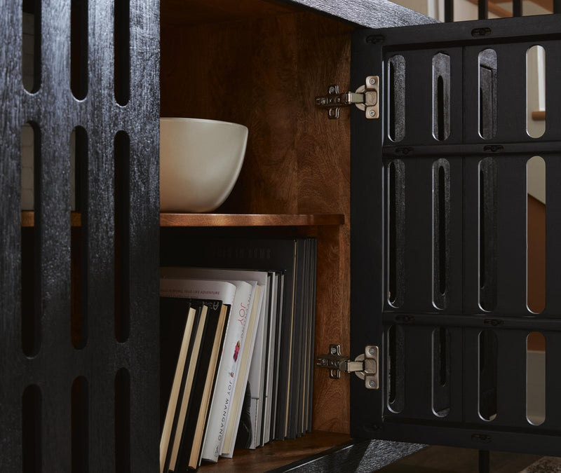 vallisburg-accent-cabinet-8