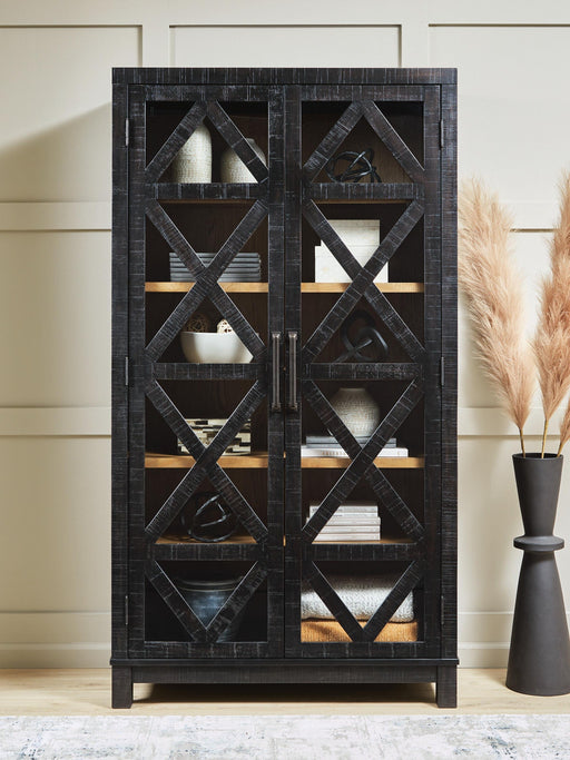 christop-accent-cabinet-2