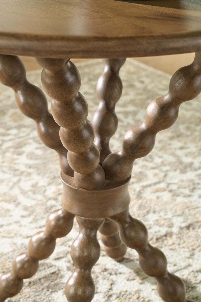 jadner-accent-table-4