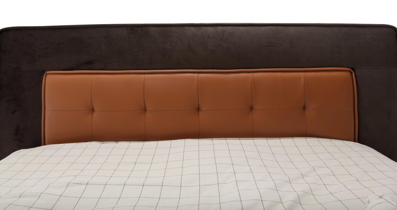 21 Cosmopolitan California King Upholstered Tufted Bed in Orange/Umber