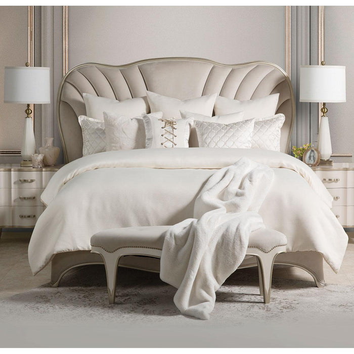 London Place Bed Bench in Creamy Pearl
