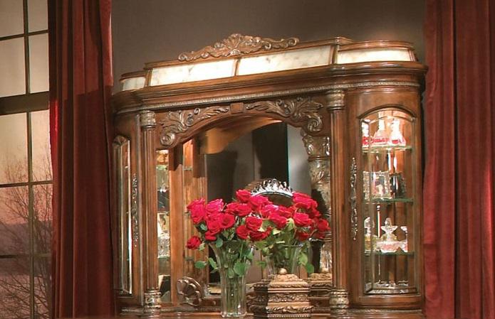 Villa Valencia Mirror with Lighting Box in Chestnut