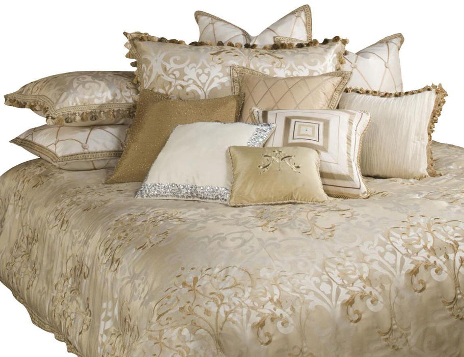 Luxembourg 13-pc King Comforter Set in Crï¿½ï¿½ï¿½ï¿½ï¿½ï¿½me