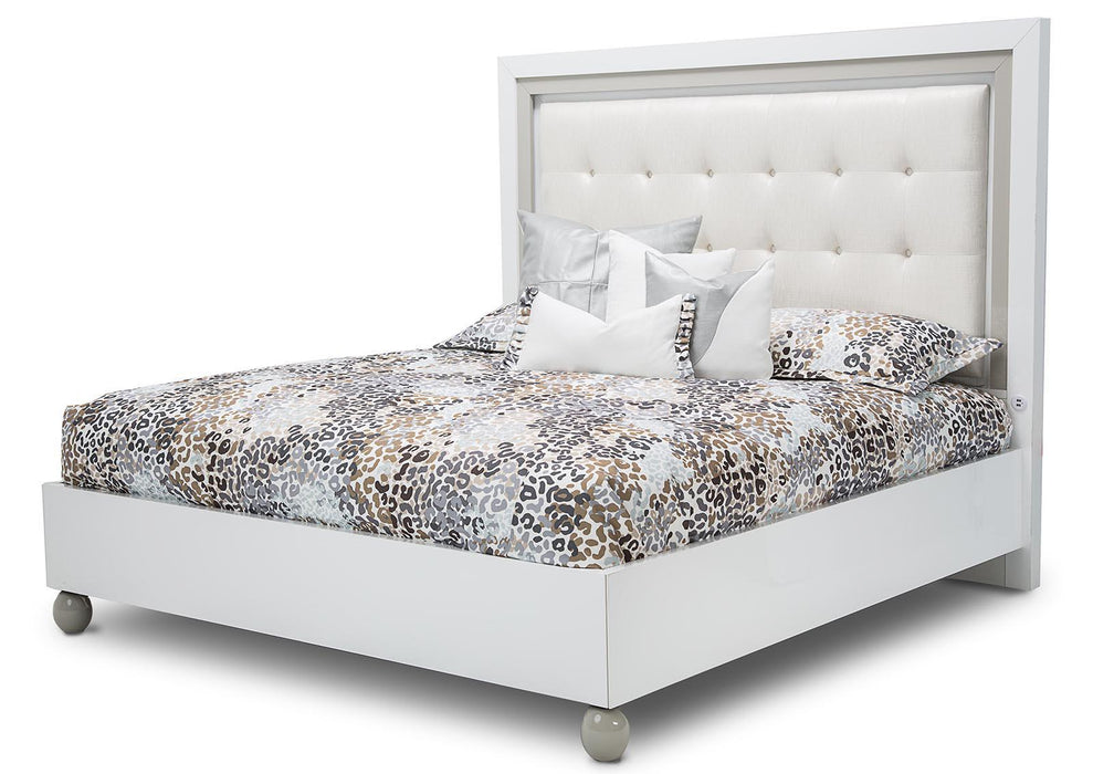 Sky Tower Queen Upholstered Platform Bed in White Cloud