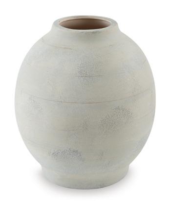 Clayson Vase