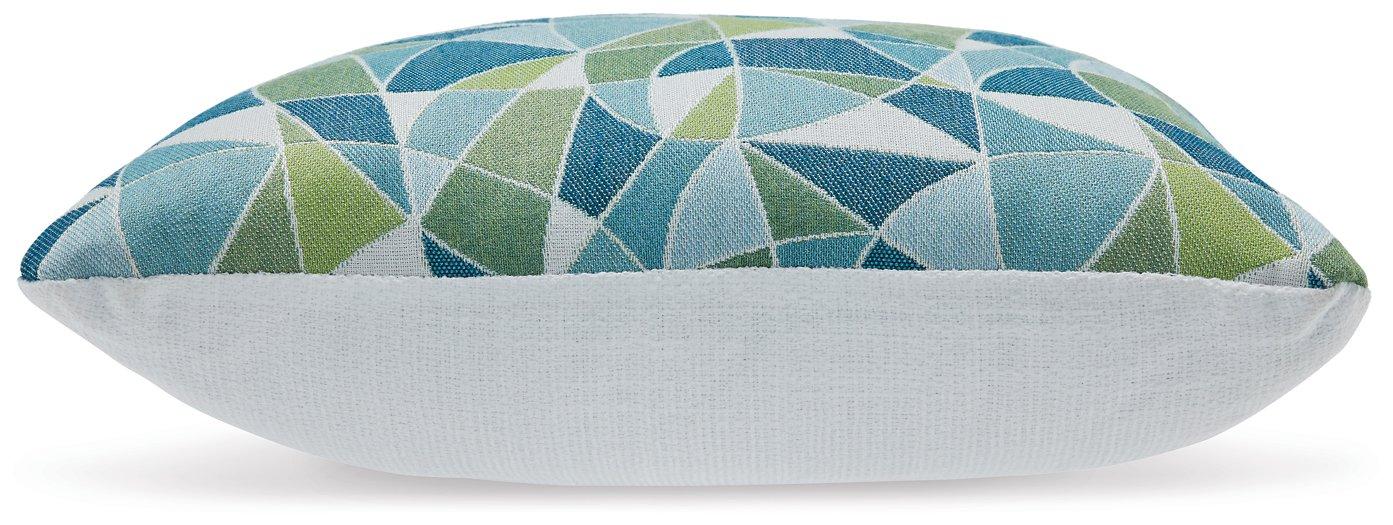 Seanow Next-Gen Nuvella Pillow